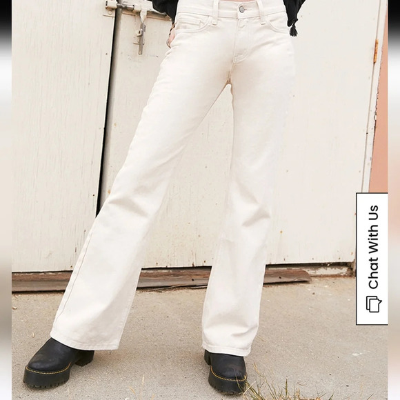 Brandy Melville J. Galt Brielle Bootcut Low Rise Jeans. Cream. Size small - Picture 9 of 10